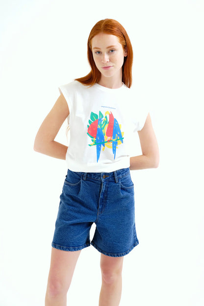 T-shirt with macaw print "Fantastic Company"