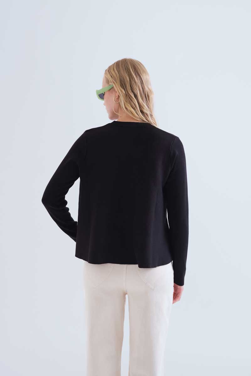 Basic black jersey