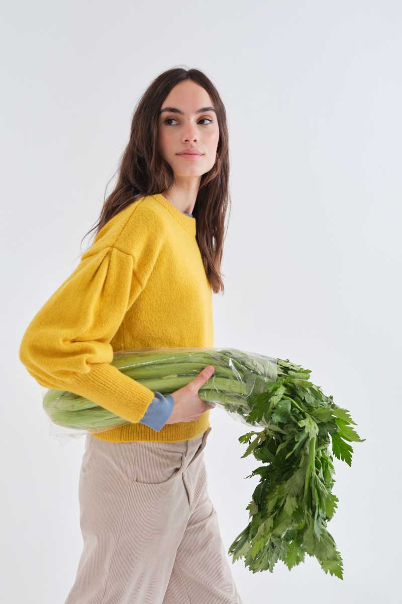 Basic yellow knit jumper