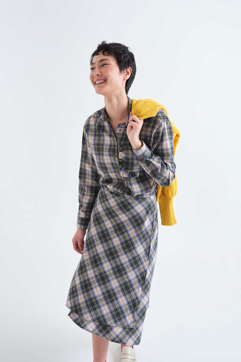 100% cotton green plaid shirt