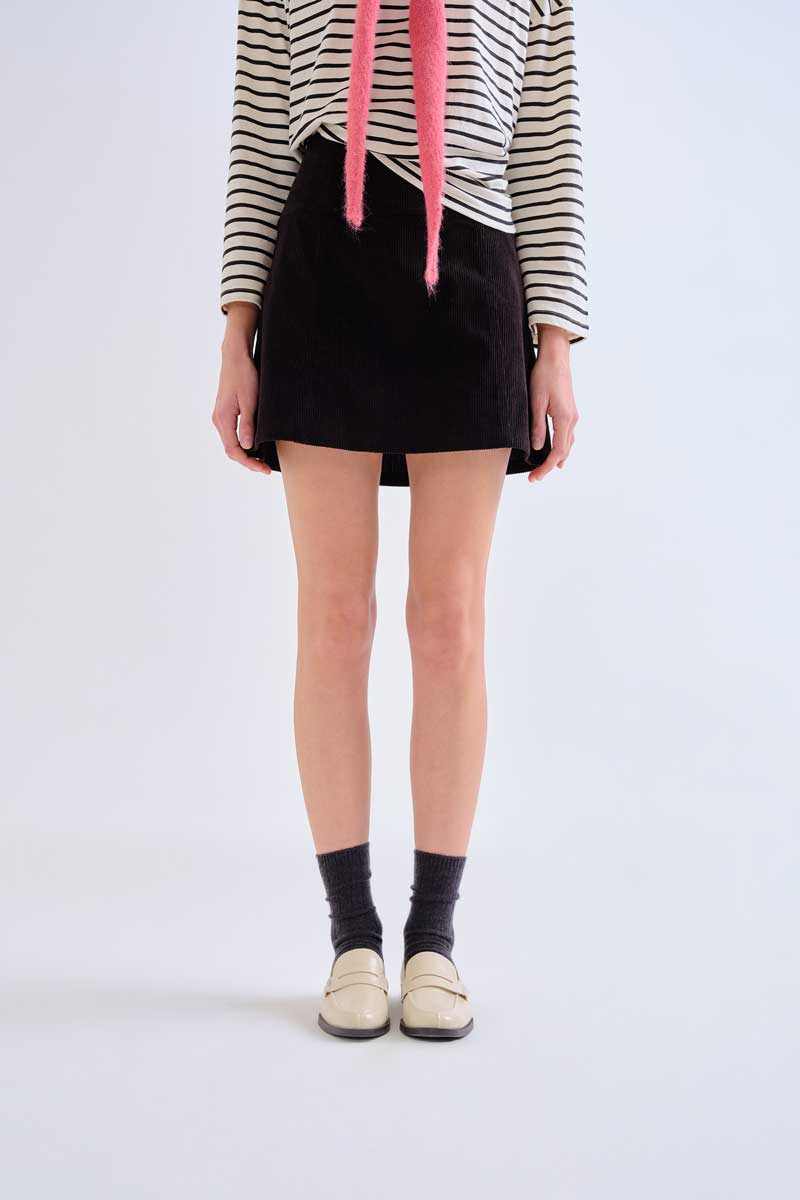 Short skirt