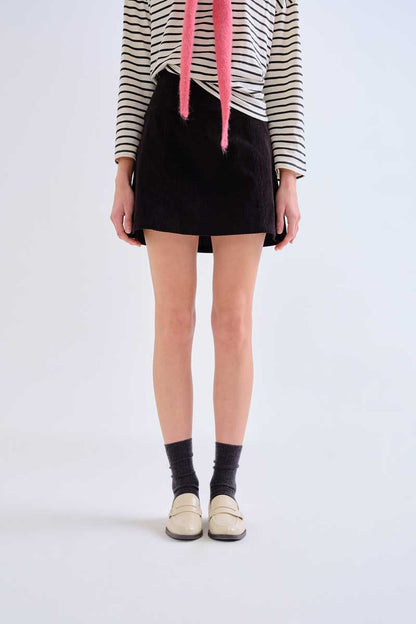 Short skirt