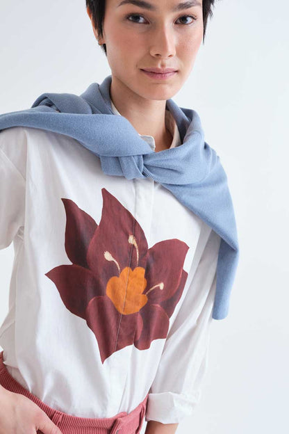 100% cotton shirt with Flor Rivera print