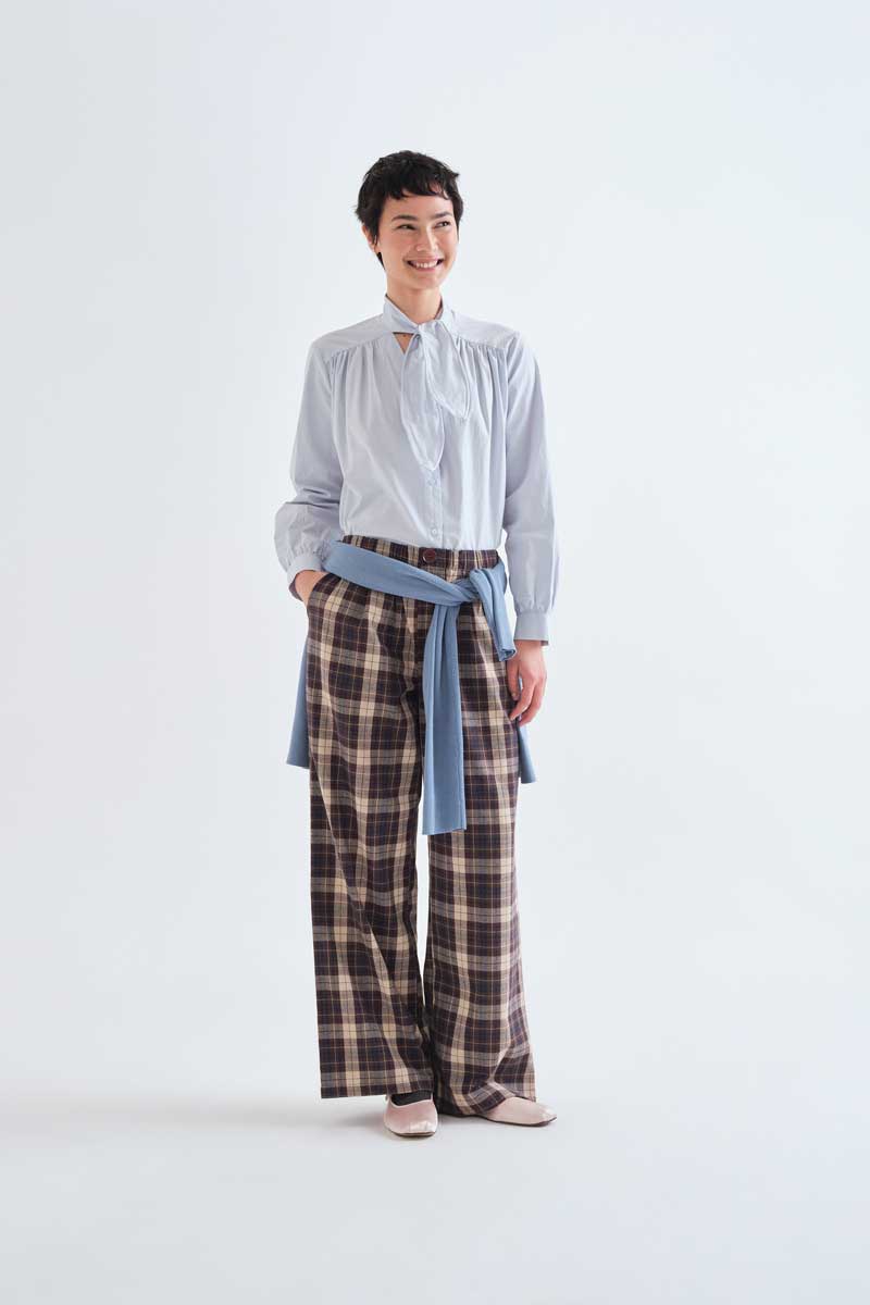100% cotton brown checkered trousers