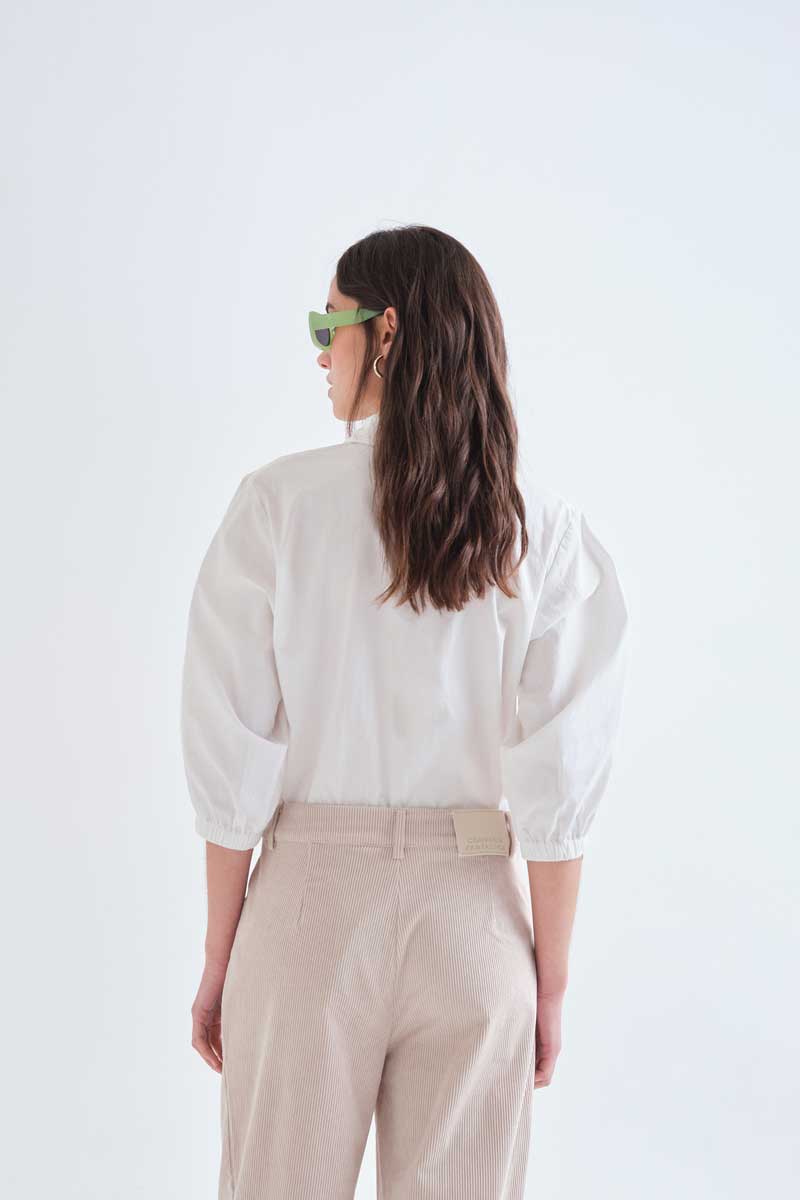 100% cotton white shirt with multicolor jewel buttons