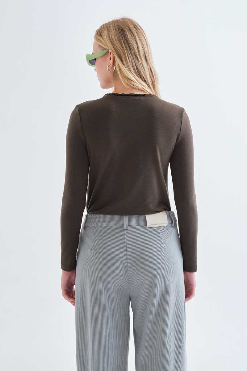 Dark green basic t-shirt