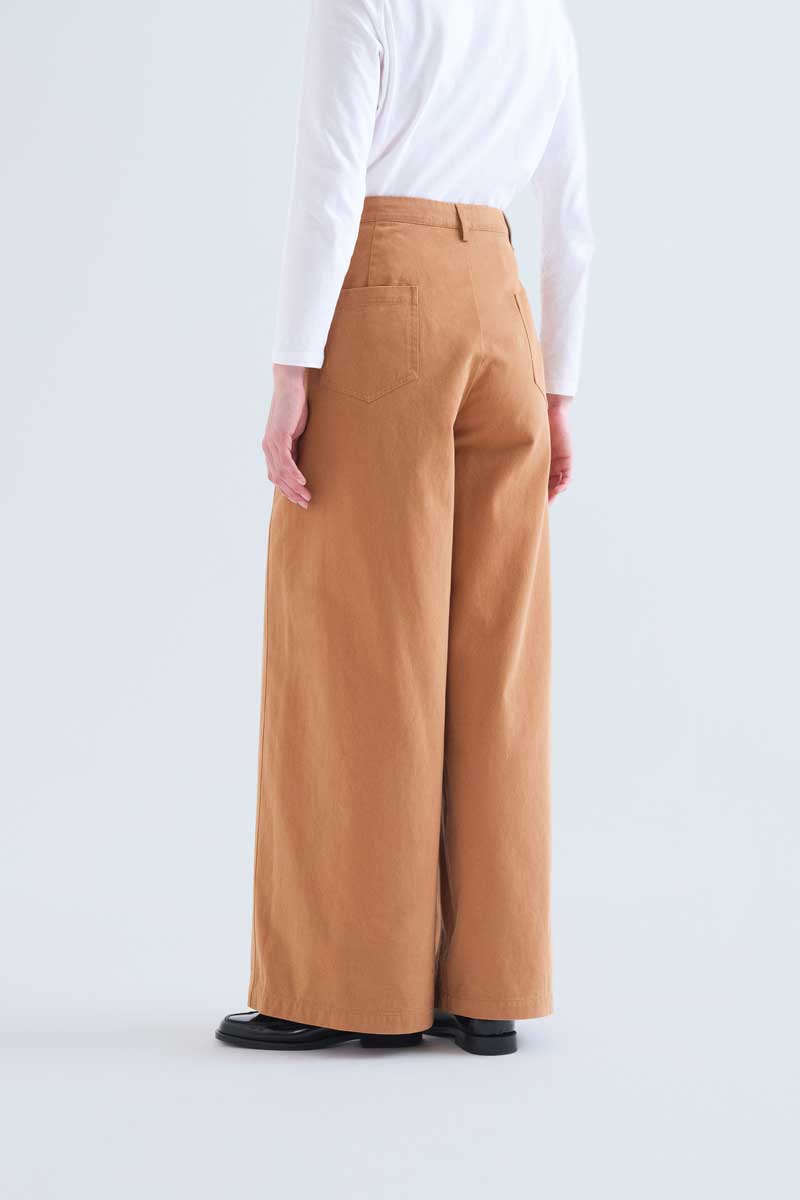 Camel 100% cotton jeans