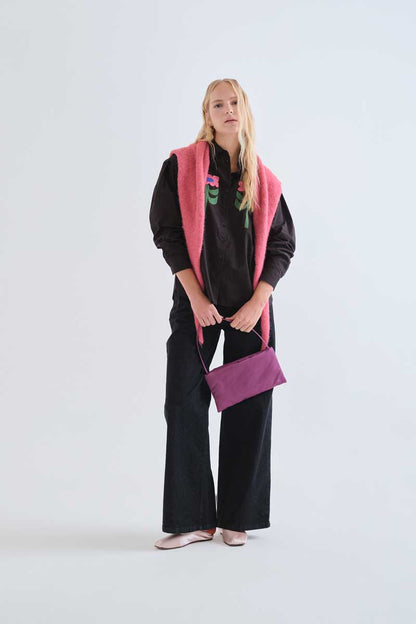 Black shirt with Neo Garden floral embroidery