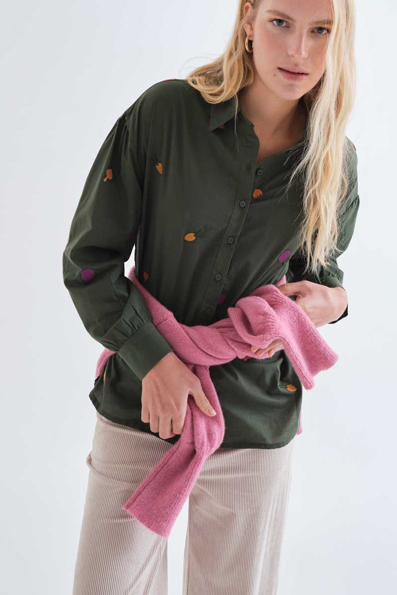100% cotton shirt with vegetable embroidery