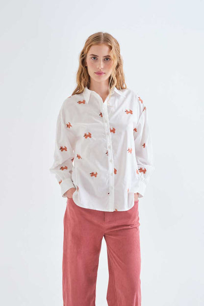 100% cotton shirt with fox embroidery