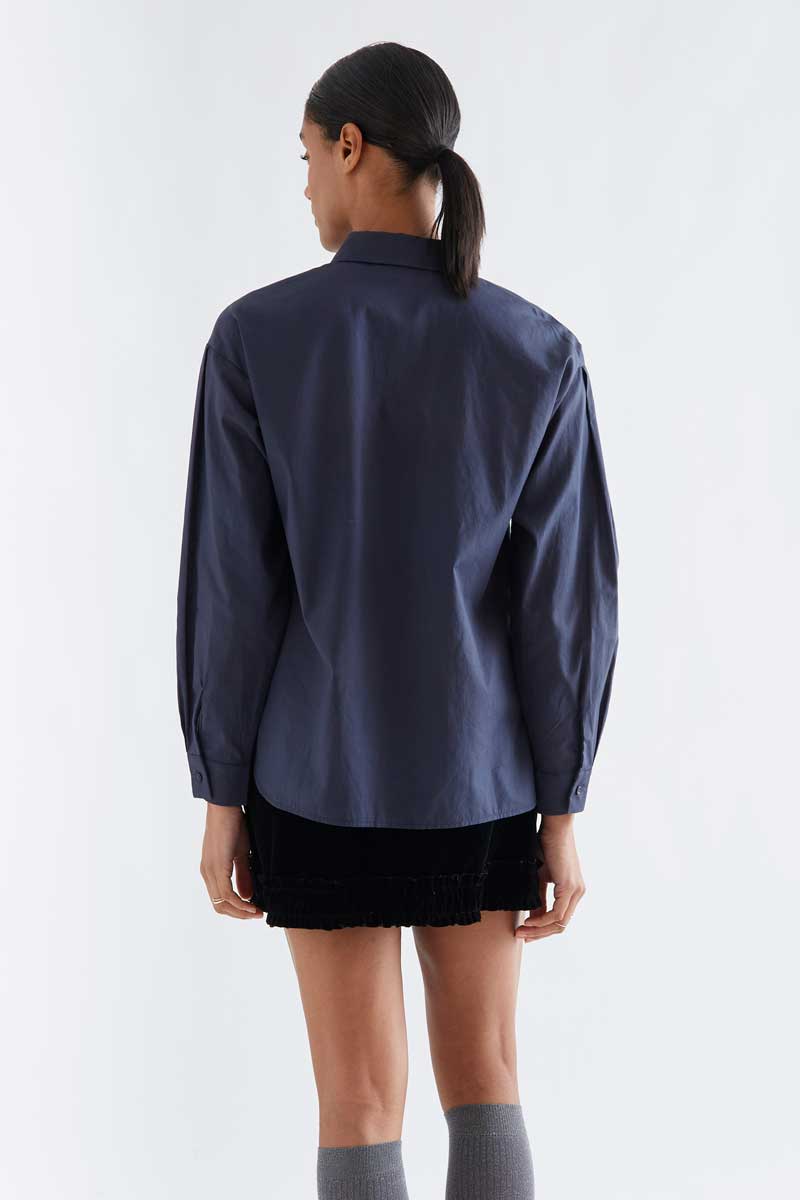 Black 100% cotton shirt with Clematis flower
