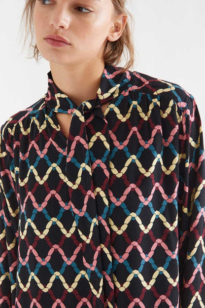Short dress with Skein print