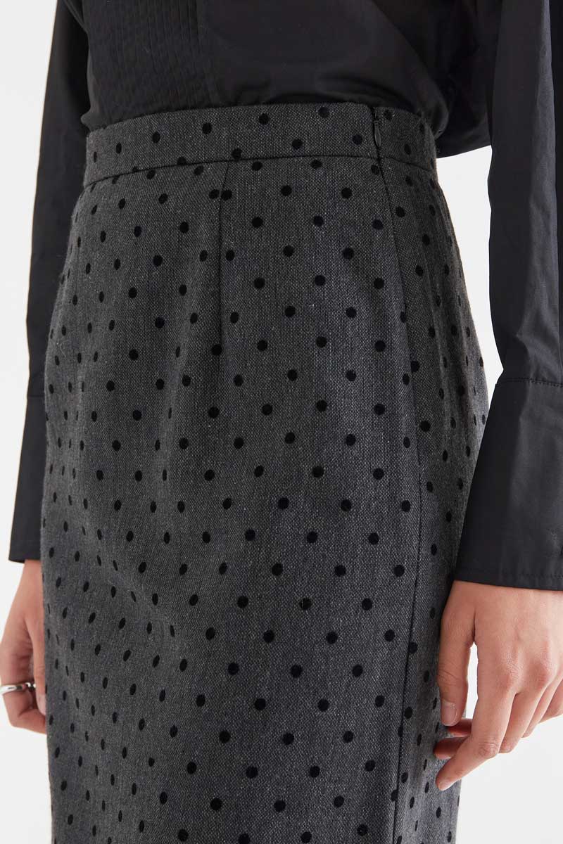 Gray tweed midi skirt with black knit