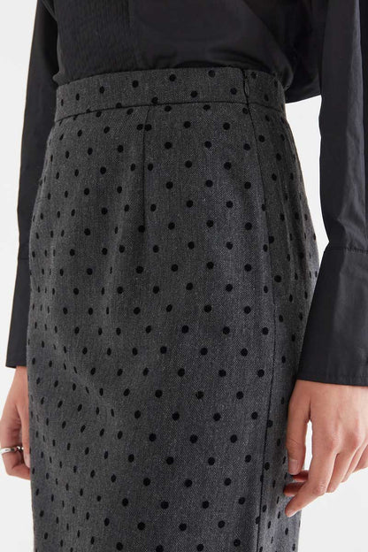 Gray tweed midi skirt with black knit