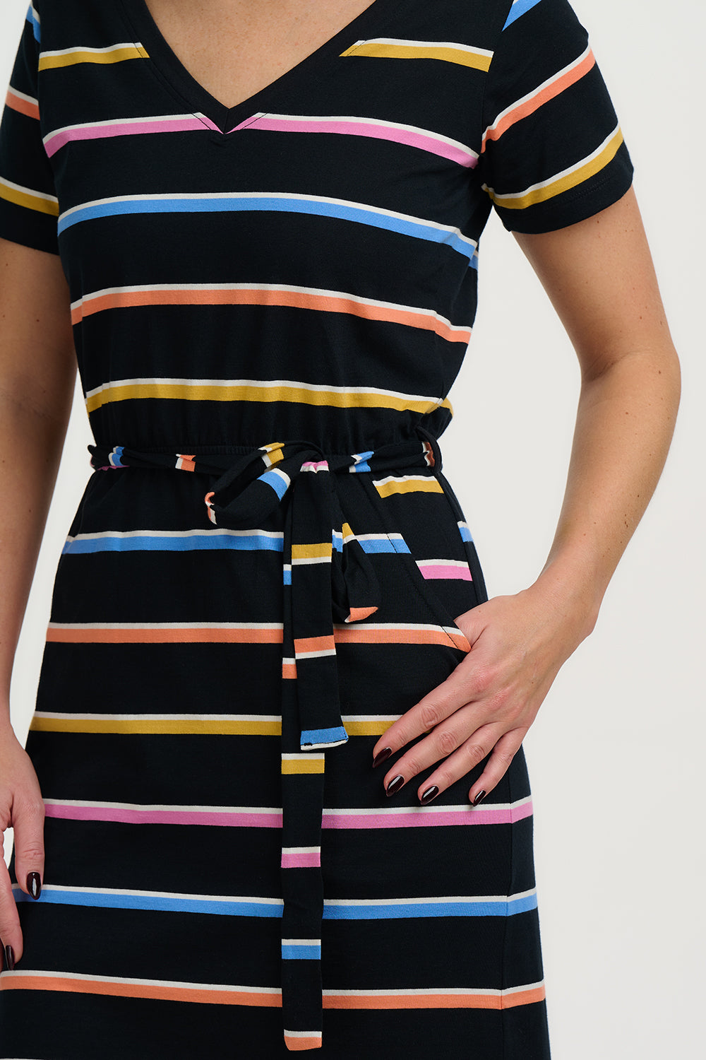 Mara V-Neck Jersey Dress - Black, Cocktail Stripe