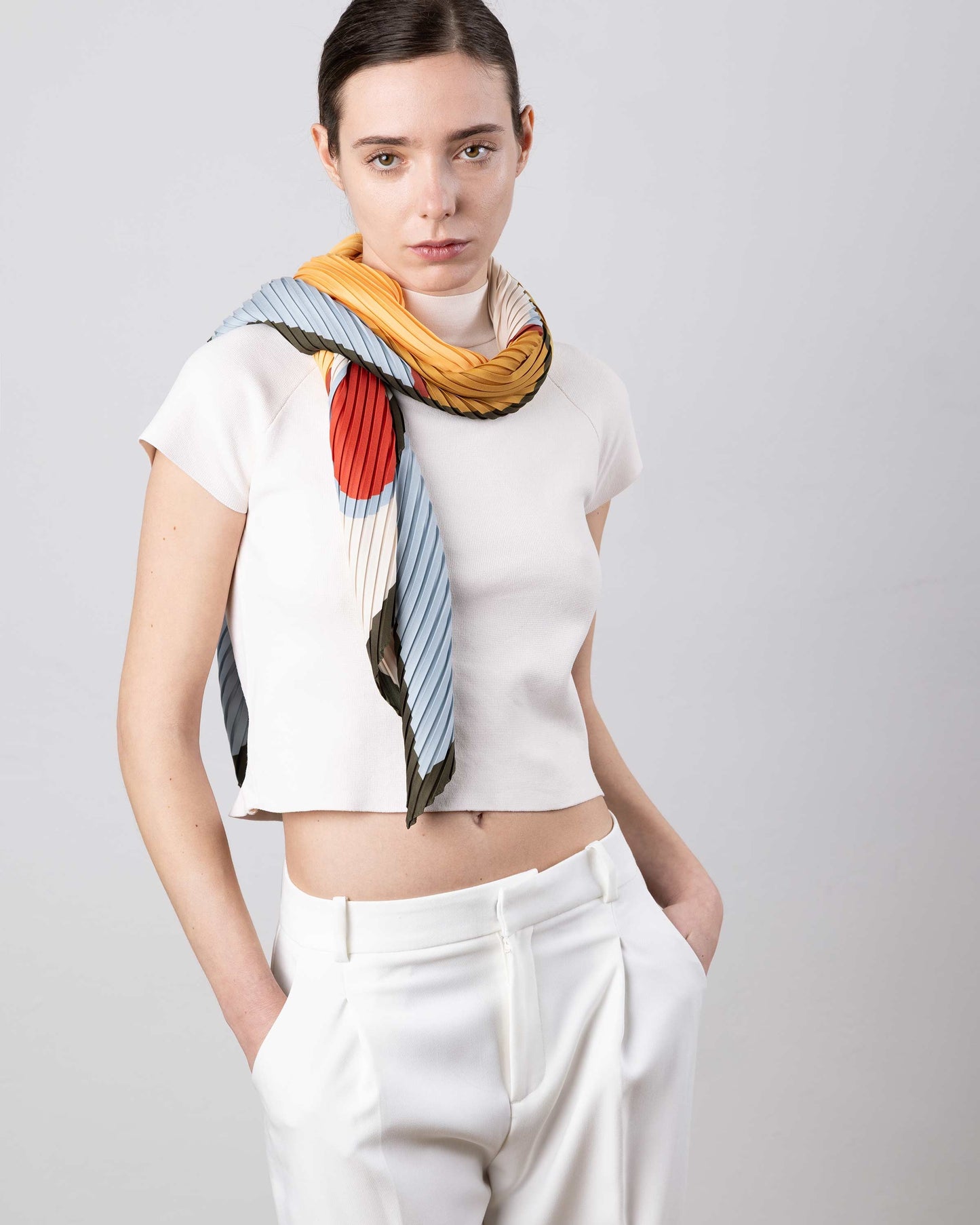 PLEATED SCARF AFRODITE / avio, saffron