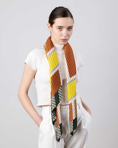 PLEATED SCARF SELENE / beige, bronze
