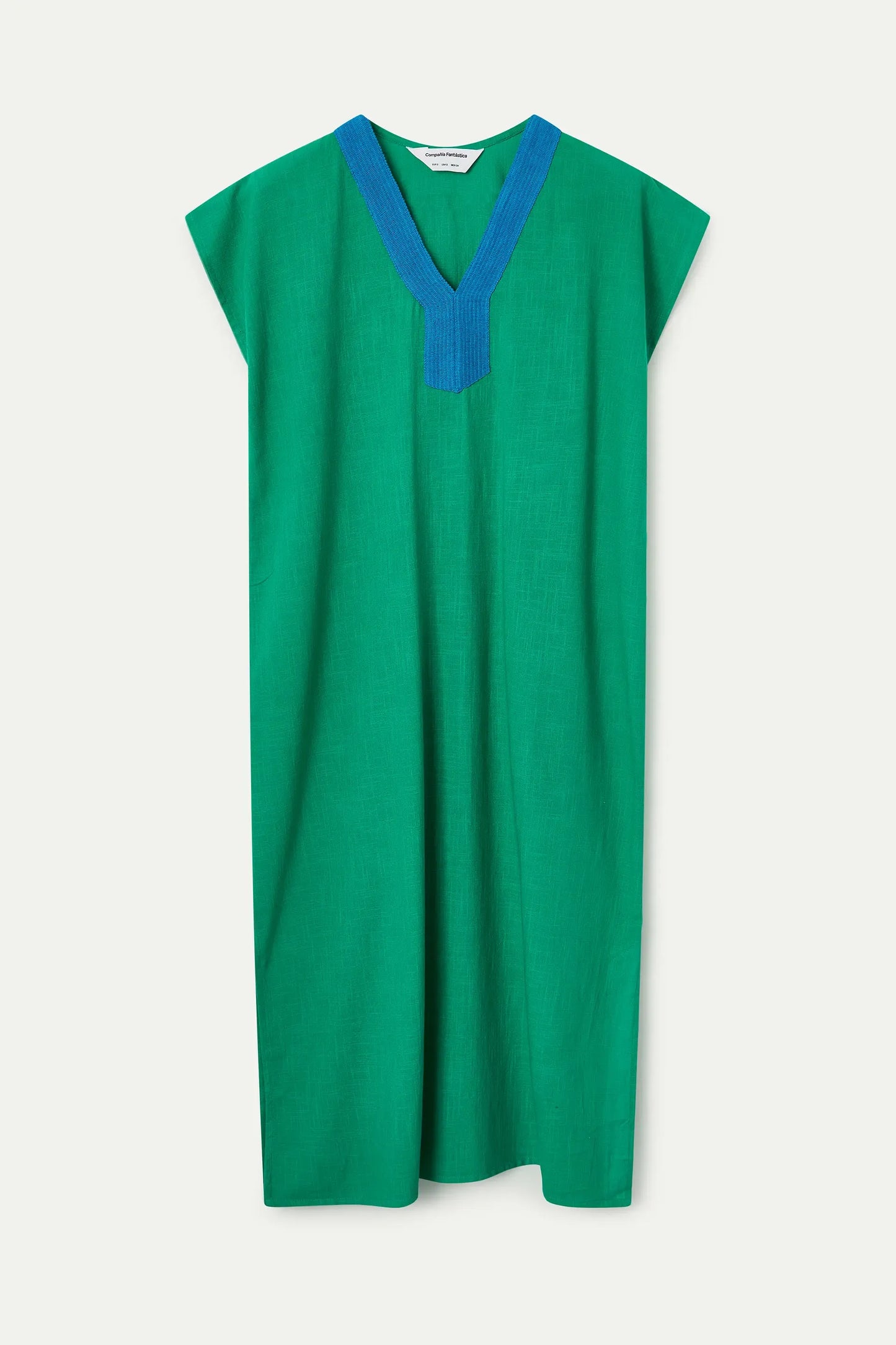 Long green kaftan with blue neckline