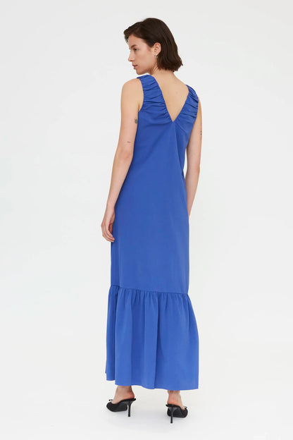 Long blue dress with a V-neck