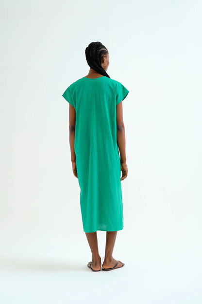 Long green kaftan with blue neckline