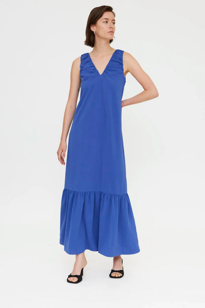 Long blue dress with a V-neck