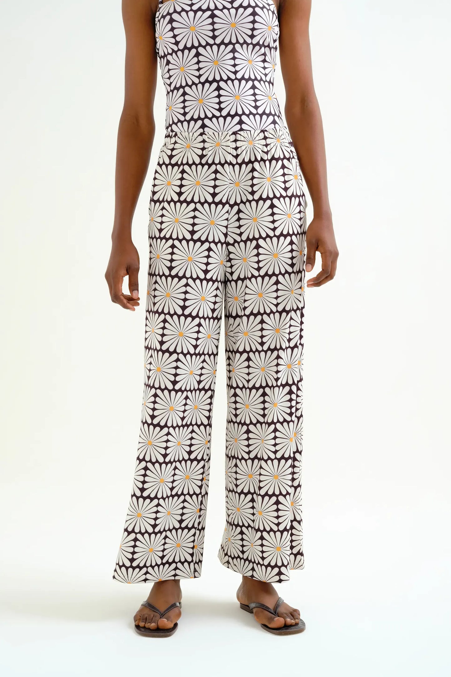 Trousers with Olive Flower print, Black